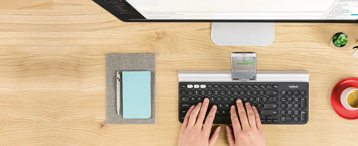 K780 MULTI-DEVICE
